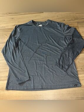 REÍ COOP Base Layer Tee Shirt Mens L Gray Hiking Outdoors Camping Athleisure